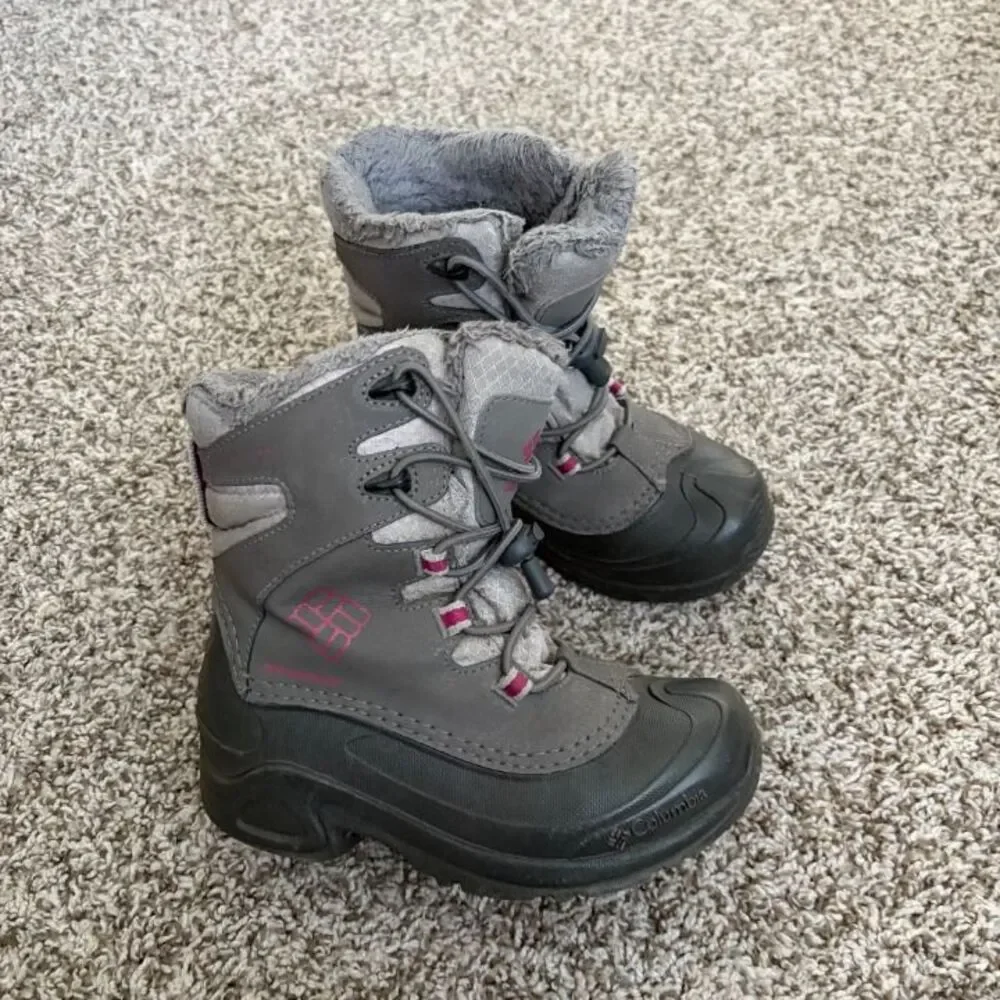 Size 1 / Girls Columbia Snow Boots